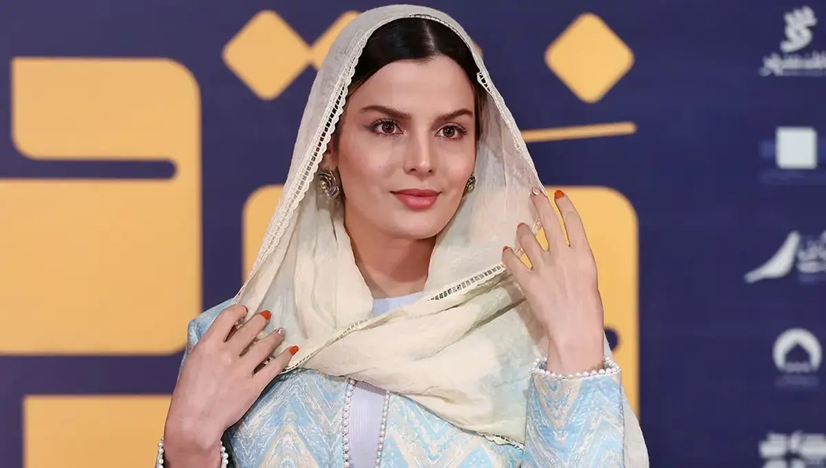 غزاله اکرمی و ماجرای خودکشی غزاله اکرمی و ماجرای خودکشی