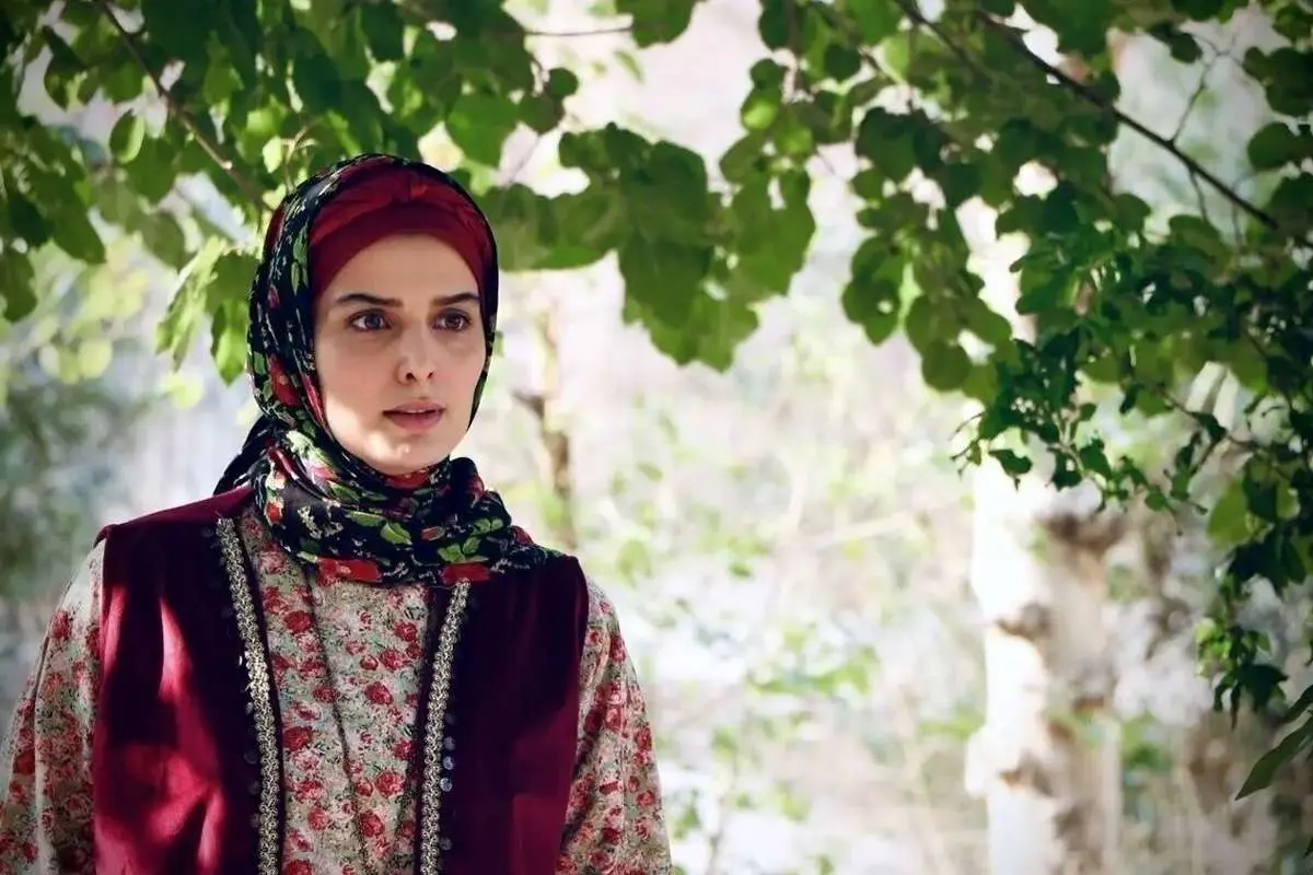 غزاله اکرمی بازیگر جوان سینما و تلویزیون غزاله اکرمی بازیگر جوان سینما و تلویزیون