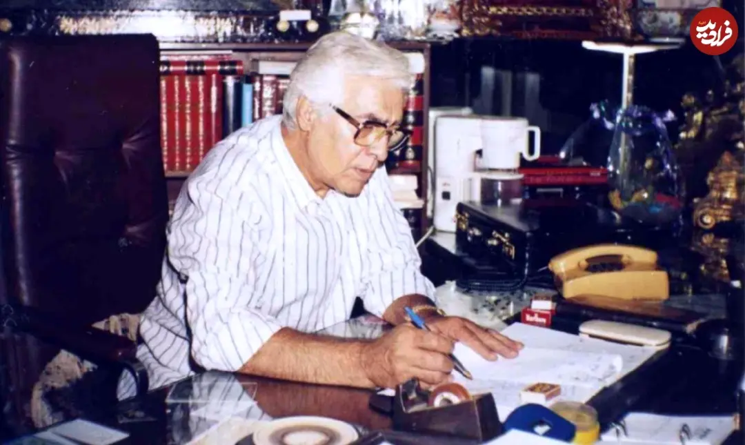 فردین در مغازه فرش فروشی اش فردین در مغازه فرش فروشی اش