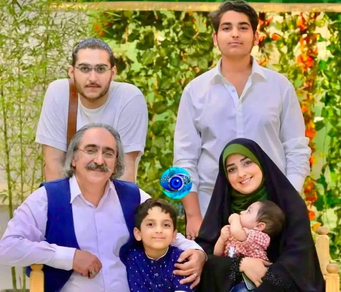 ستاره قطبی و خانواده‌اش