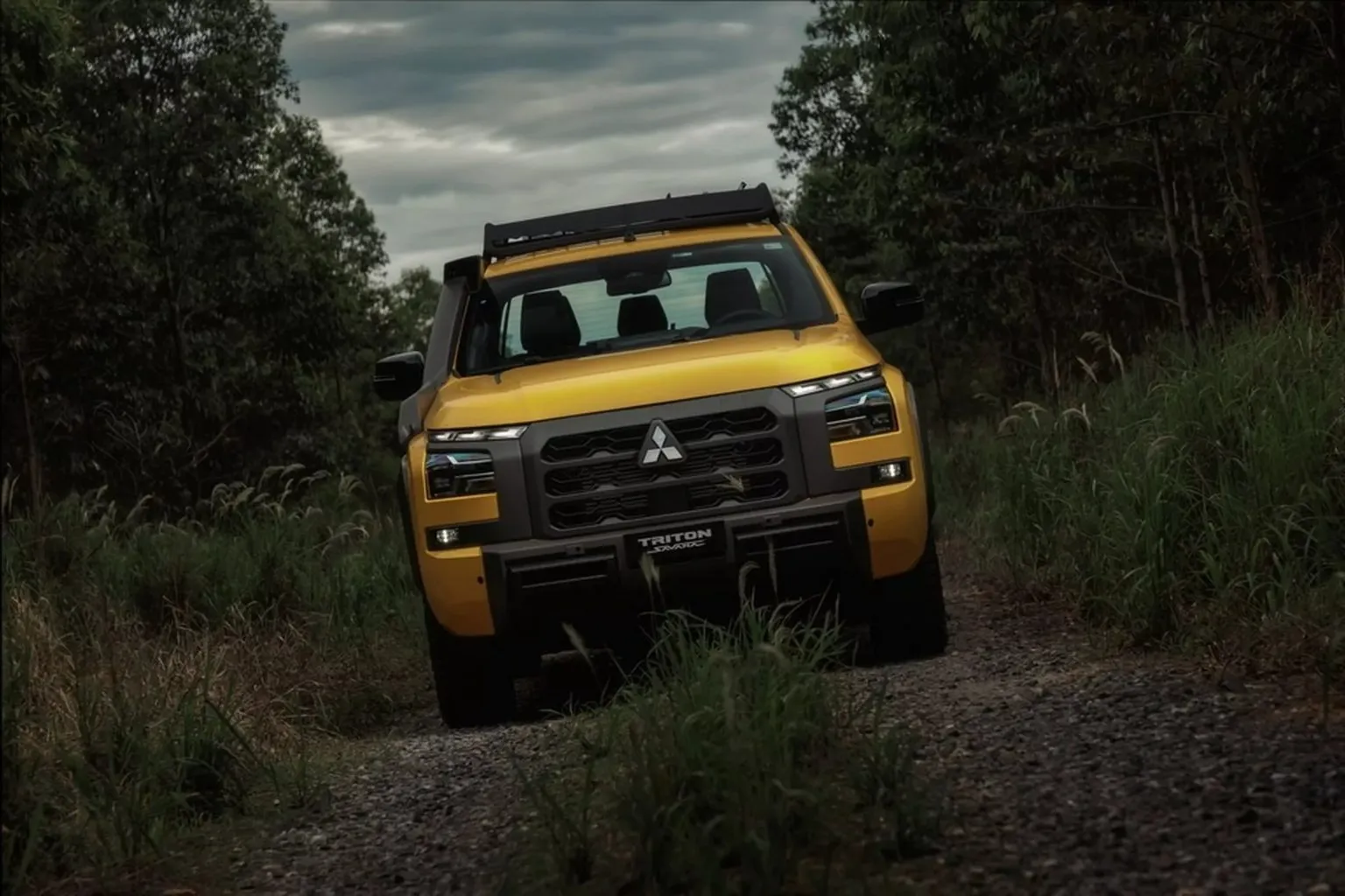 میتسوبیشی خودروی خارجی میتسوبیشی خودروی خارجی