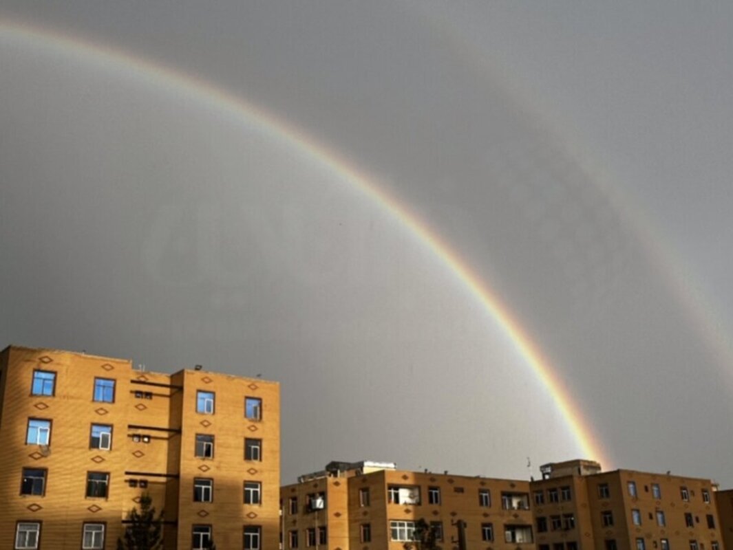 تصاویر | قاب‌های جذاب از رنگین‌کمان در آسمان تهران