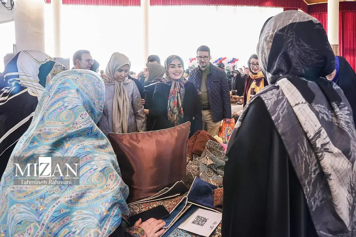 حضور همسر جوان عراقچی در بازارچه دیپلماتیک امور خارجه