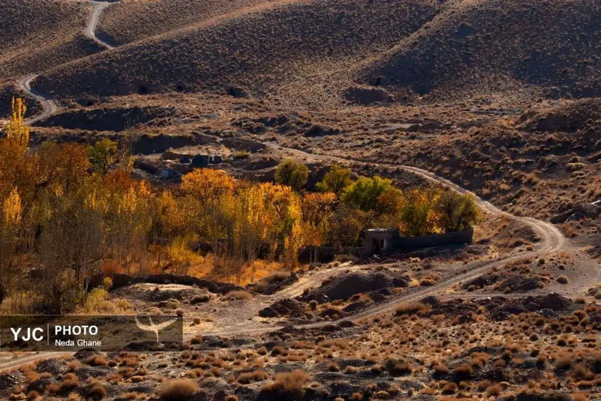پاییز ابیانه جشن رنگ‌ها در روستای سرخ