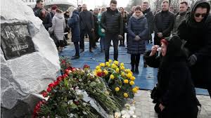 سنگ یادبود قربانیان پرواز اوکراین در کی‌یف