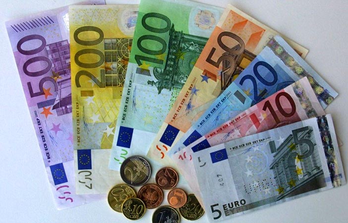 آخرین قیت دلار و قیمت یورو امروز شنبه ۱۷ اسفند ۹۸