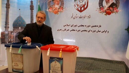علی لاریجانی در کجا رأی خود را به صندوق انداخت؟