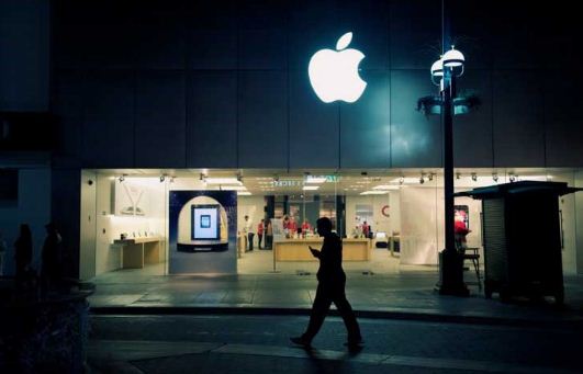 اپل تمام فروشگاه‌های خارج از چین خود را تا هشتم فروردین تعطیل کرد