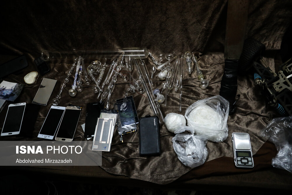 دستگیری باند توزیع مواد مخدر در یافت آباد