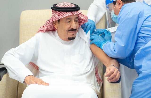 تزریق واکسن کرونا برای پادشاه عربستان