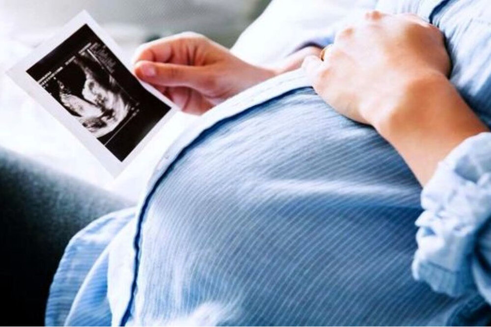 تجربه علائم بارداریدر مردان
