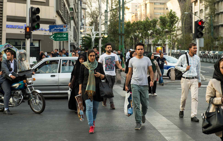 علت درامد پایین ایرانی ‌ها 