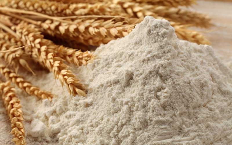 نانوایی‌ها آرد دولتی را به قیمت آزاد می‌فروشند/ تا عید مشکل کمبود نان در شهرستان‌ها جدی می‌شود