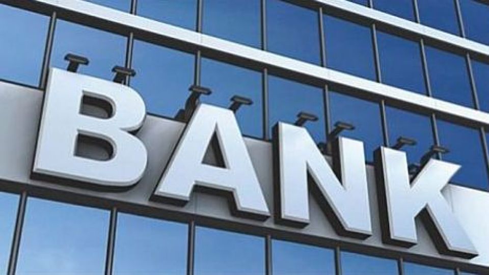 بانک‌ها چقدر بنگاه دارند؟