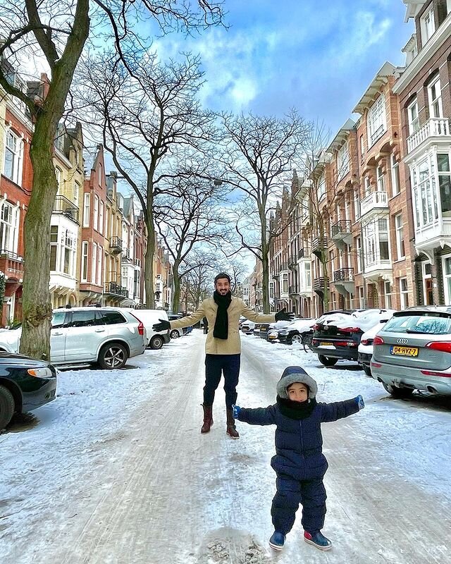 برف بازی رضا گوچی و پسرش در هلند