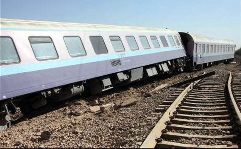 قطار زاهدان-کرمان