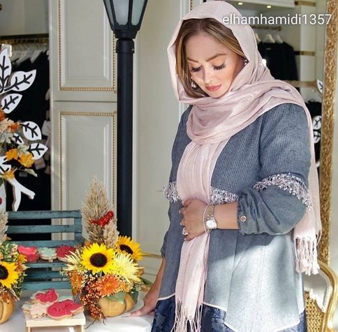 الهام حمیدی و مادرش مشغول خرید سیسمونی