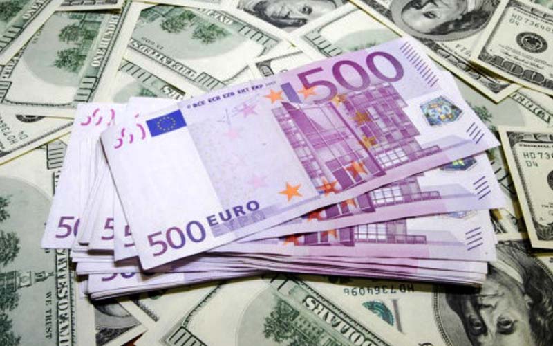 قیمت دلار و قیمت یورو امروز چهارشنبه ۷ خرداد ۹۹+جدول