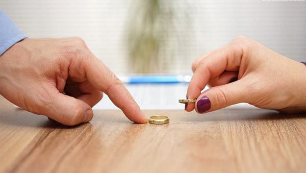 چند میلیون می‌دهی تا بگذارم طلاق بگیری؟! / روایت کمتر شنیده شده از دشواری‌هایی که زنان برای استفاده از حق طلاق مواجهند