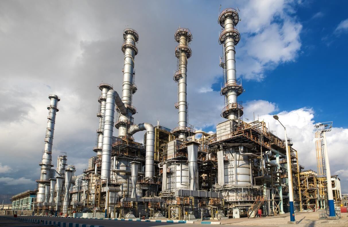 عرضه اولیه سهام بزرگترین پالایشگاه میعانات گازی جهان در بورس