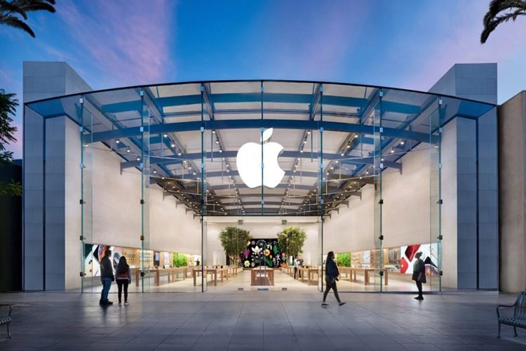 اپل به‌زودی ارسال کالا از فروشگاه‌های خود را آغاز می‌کند