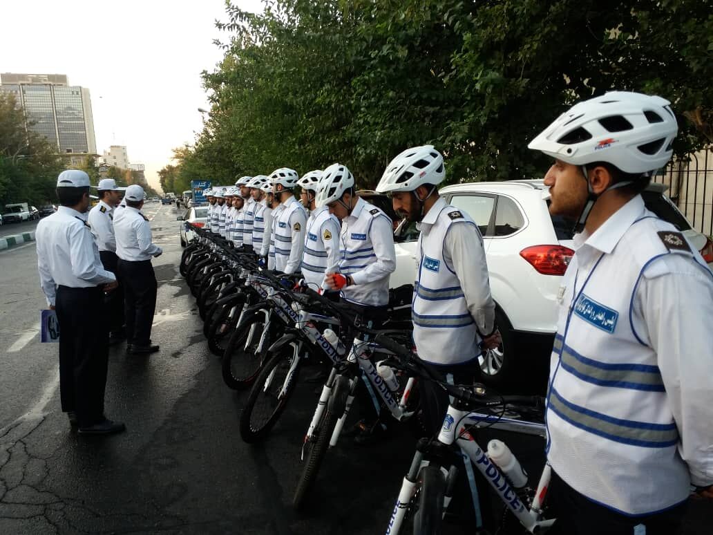 پلیس دوچرخه‌سوار در تهران