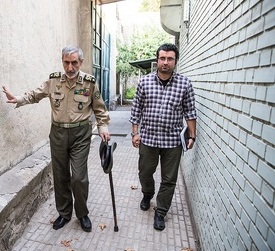 فرمانده مشهور ارتش ایران به دنبال اجاره یک خانه کوچک +فیلم