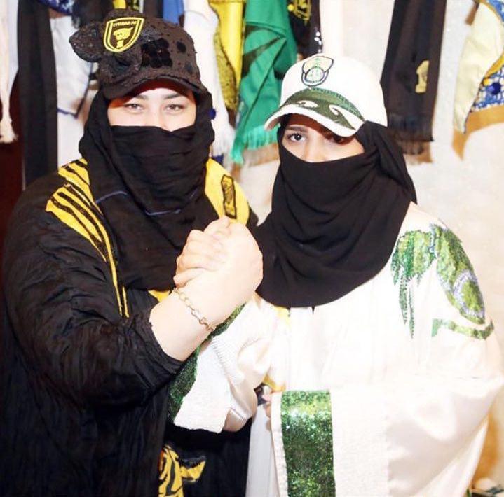  رونمایی از لباس‌های طراحی شده برای لیگ زنان عربستان