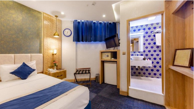 هتل های اصفهان با قیمت مناسب، فضای داخل اتاق اقامتگاه سنتی کشیش اصفهان