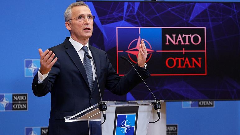 ناتو: در صورت حمله روسیه به اوکراین مداخله نمی‌کنیم