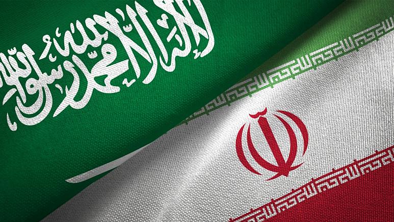 سه دیپلمات ایرانی پس از شش سال عازم جده عربستان شدند