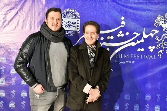 ابوالفضل پورعرب با پسرش در موزه سینما