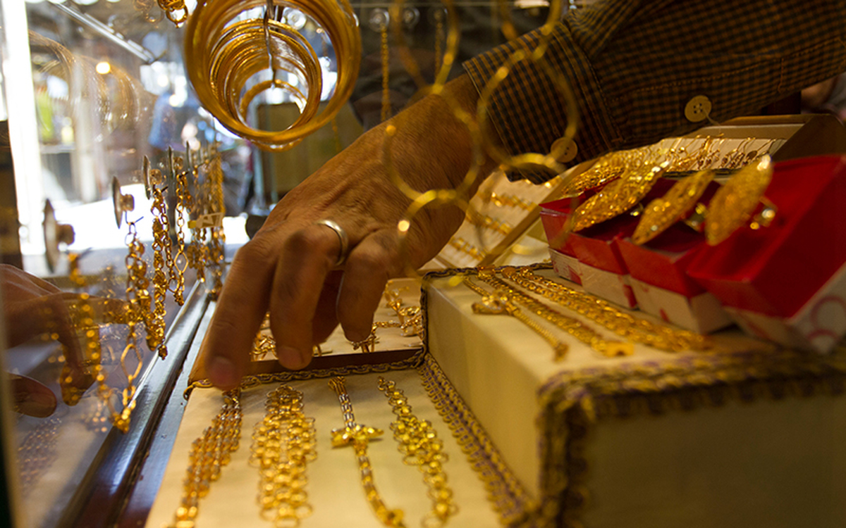  ریزش قیمت طلا و سکه در بازار/ کاهش قیمت طلا تا کی ادامه دارد؟