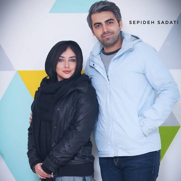 محمدرضا رهبری بازیگر سریال بچه مهندس در کنار همسرش 