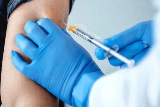تزریق واکسن در ایران