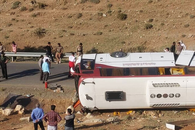 جزئیات حادثه واژگونی اتوبوس خبرنگاران