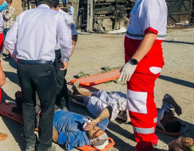 تصادف پنج سرباز معلم در یزد