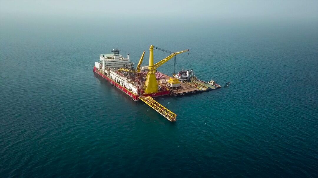 نمایش شکست تحریم‌ها با صادرات نفت ایران از دریای عمان