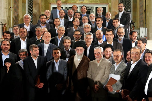 آخرین عکس‌ یادگاری از دولت اول احمدی نژاد