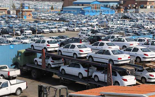 در پارکینگ ایران خودرو چه خبر است؟