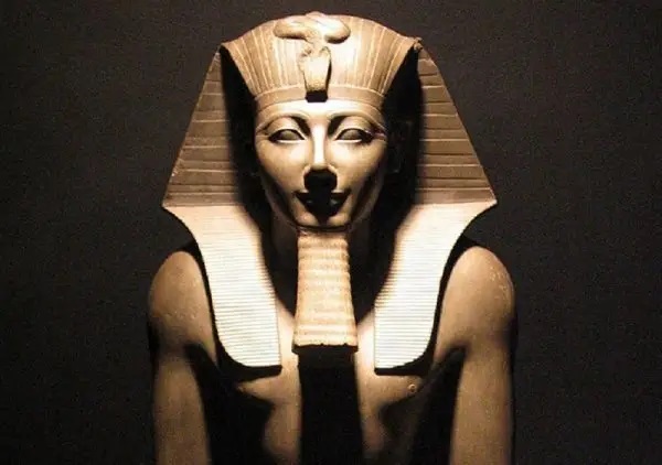 با ۱۰ فرعون مشهور مصر باستان 