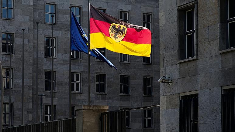 بازرسی از دو وزارتخانه در آلمان به ظن دست داشتن یک نهاد دولتی در پولشویی بانکی