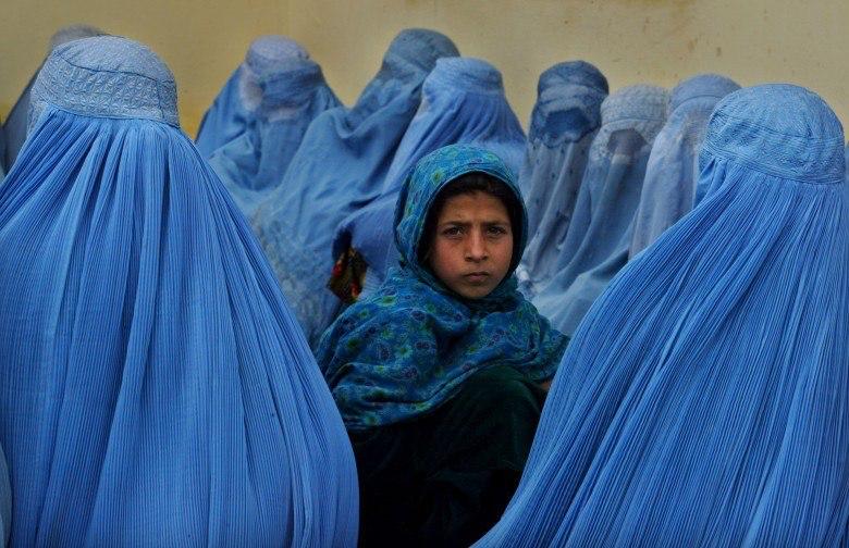 نامه جمعی از استادان زن به ریاست شورای حقوق بشر در مورد حمایت از حقوق زنان افغانستان