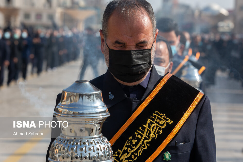 دسته عزاداری خادمان کریمه اهل بیت(ع) در سالروز شهادت امام رضا(ع)