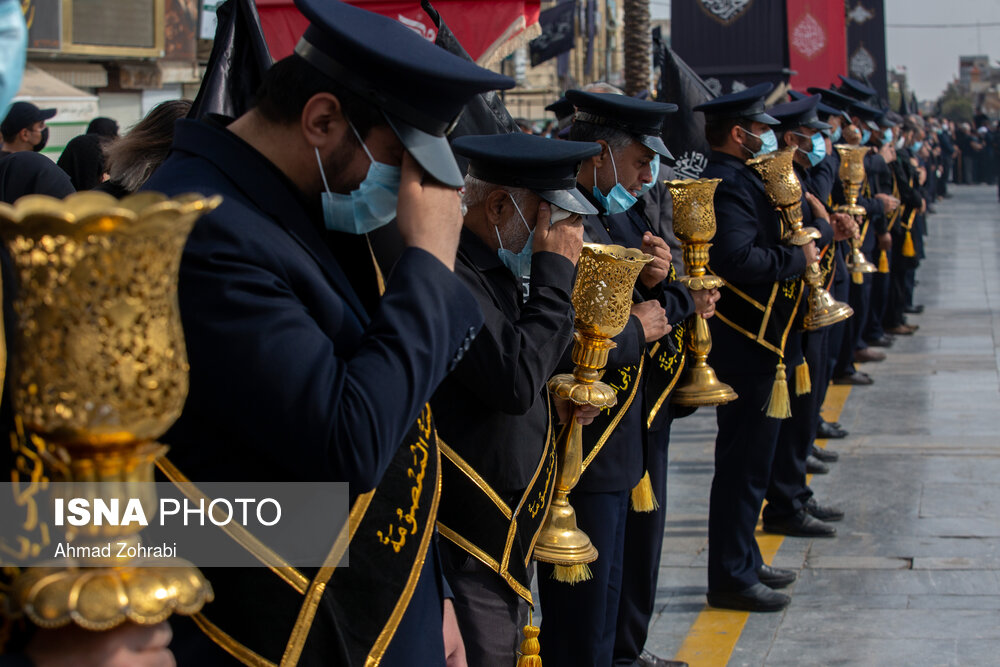 دسته عزاداری خادمان کریمه اهل بیت(ع) در سالروز شهادت امام رضا(ع)