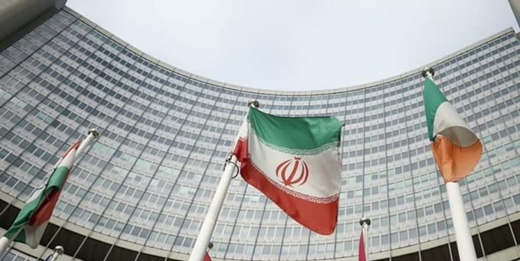 آمادگی ایران برای عبور از خط هسته‌ای