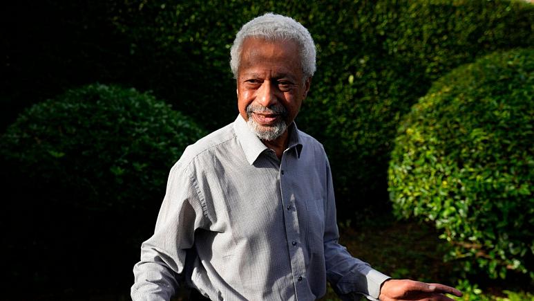 پناهنده‌ای از آفریقا که نوبل ادبیات را برد