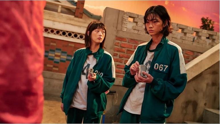حاشیه‌های سریال بازی مرکب برای دو زن کره‌ای