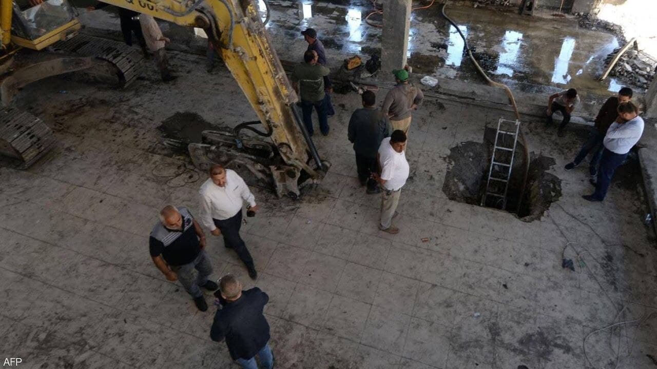 ۲۰۰ کیسه اسکناس زیر آوار شعبه بانک مرکزی عراق پیدا شد