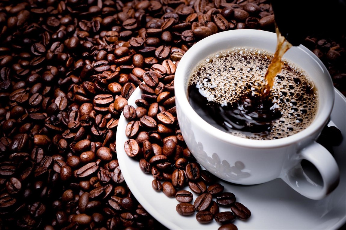 چرا قهوه باعث کار کردن شکم می‌شود؟